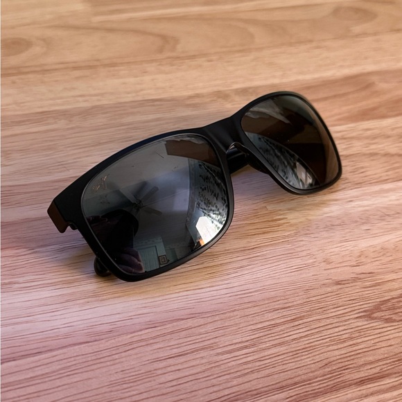 Maui Jim Red Sands Polarized Black Sunglasses - Picture 8 of 15